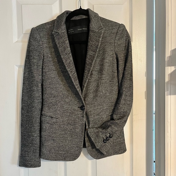 Zara Gray Blazer - Picture 2 of 9
